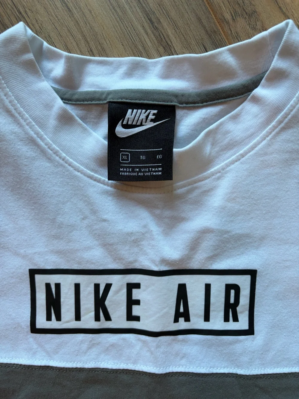 Nike Colorblock 'Nike Air' Short Sleeve Tee in White, Gray, Black